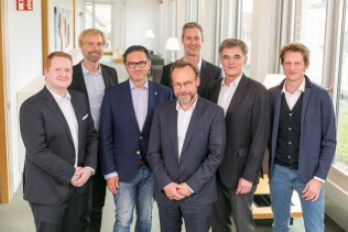 Durst and Koenig & Bauer sign joint venture agreement for digital packaging printing systems